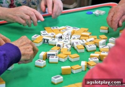 ag电子娱乐 | 翻牌与看路：棋牌策略的核心技巧