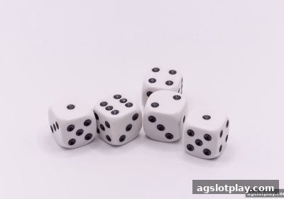 ag电子娱乐深度解析：三张牌型组合概率与实战策略